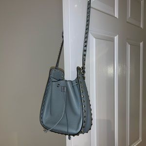 Valentino Garavani
Small Rockstud Bucket Bag